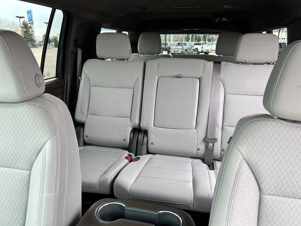 Used 2024 Chevrolet Suburban LS image 6