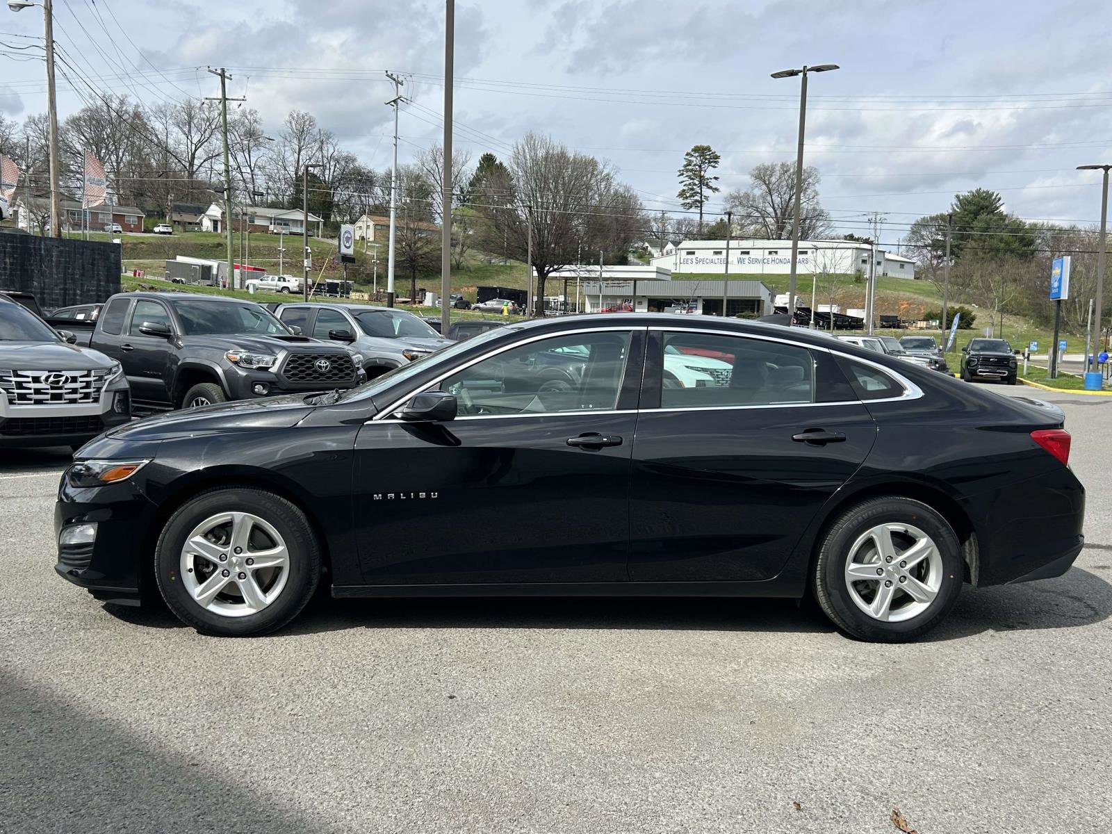 Used 2020 Chevrolet Malibu LS w/ Driver Confidence Package II image 6