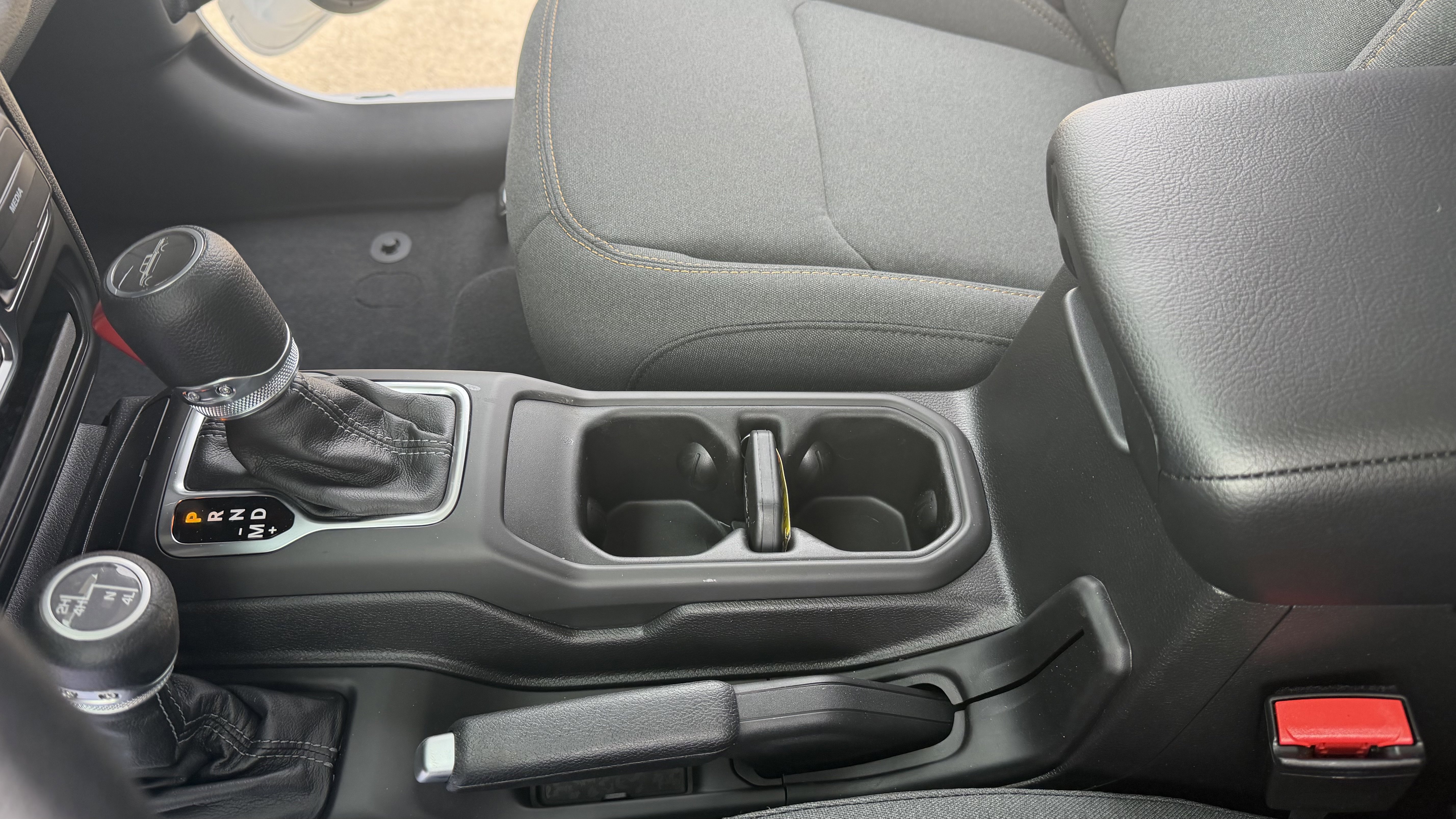 New 2026 Jeep Gladiator Sport image 25