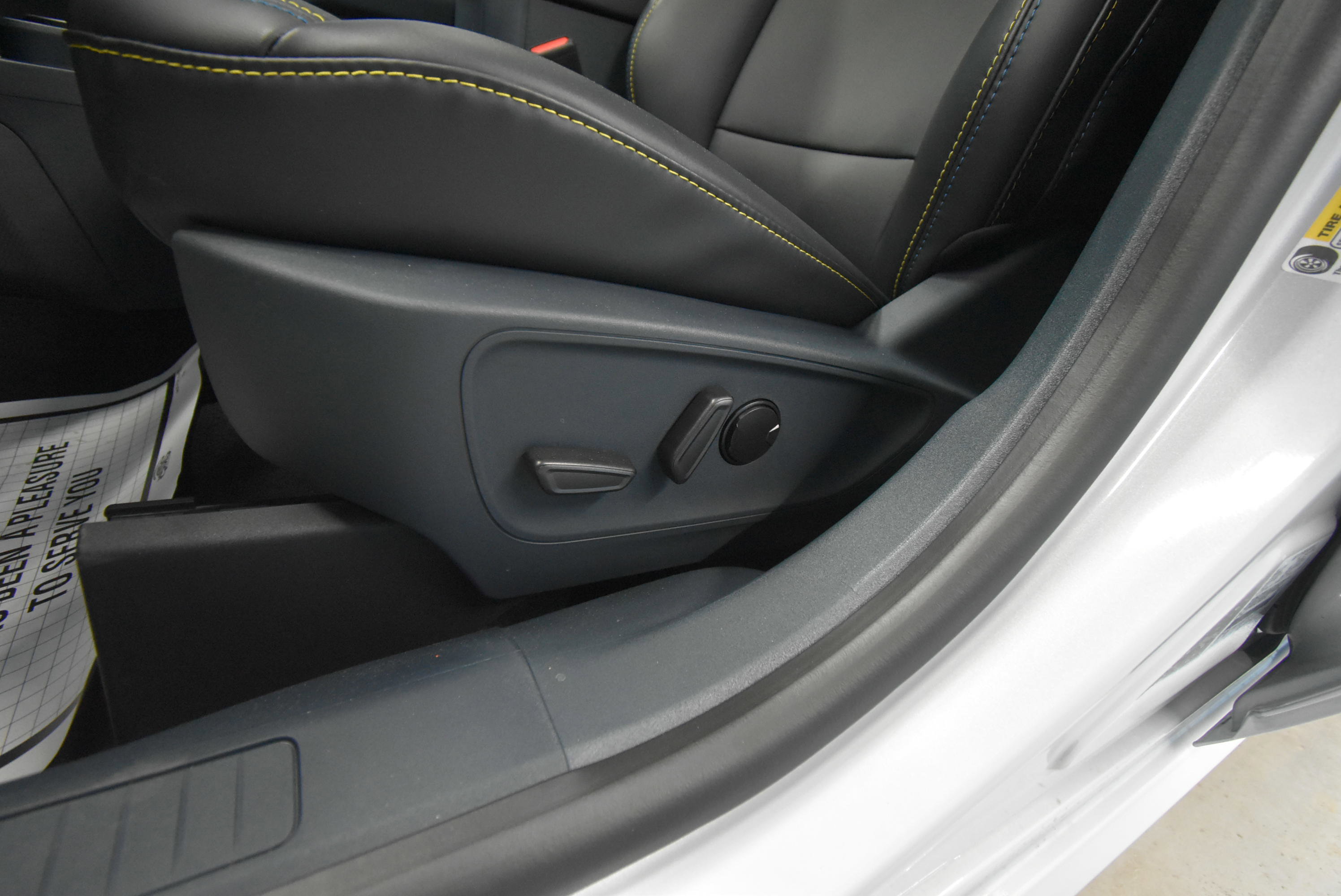 New 2026 Ford Maverick Lobo AWD/4WD image 5