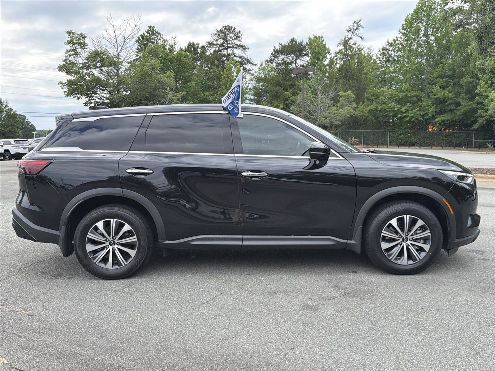 Used 2024 INFINITI QX60 Pure FWD image 31