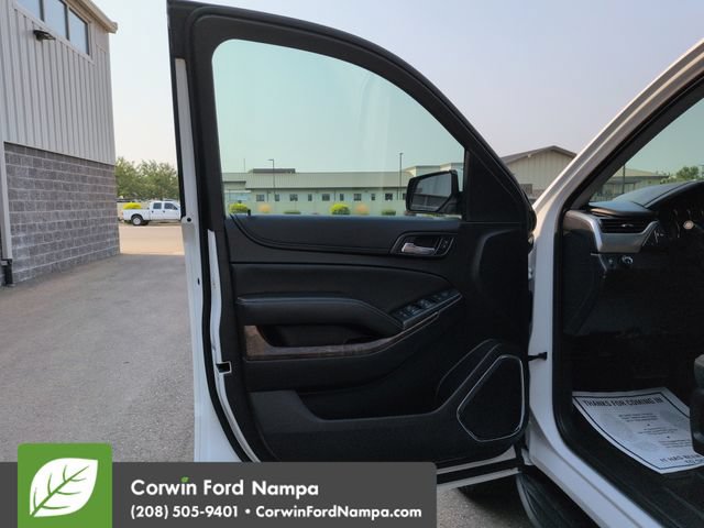 Used 2017 Chevrolet Suburban LS RWD image 10
