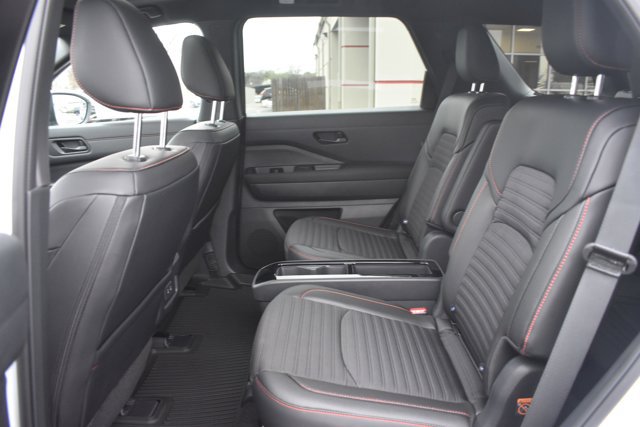 New 2026 Nissan Pathfinder Rock Creek w/ Rock Creek Premium Package AWD/4WD image 16