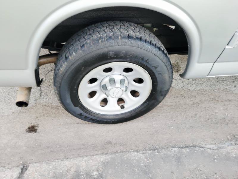 Used 2014 Chevrolet Express 1500 RWD image 20