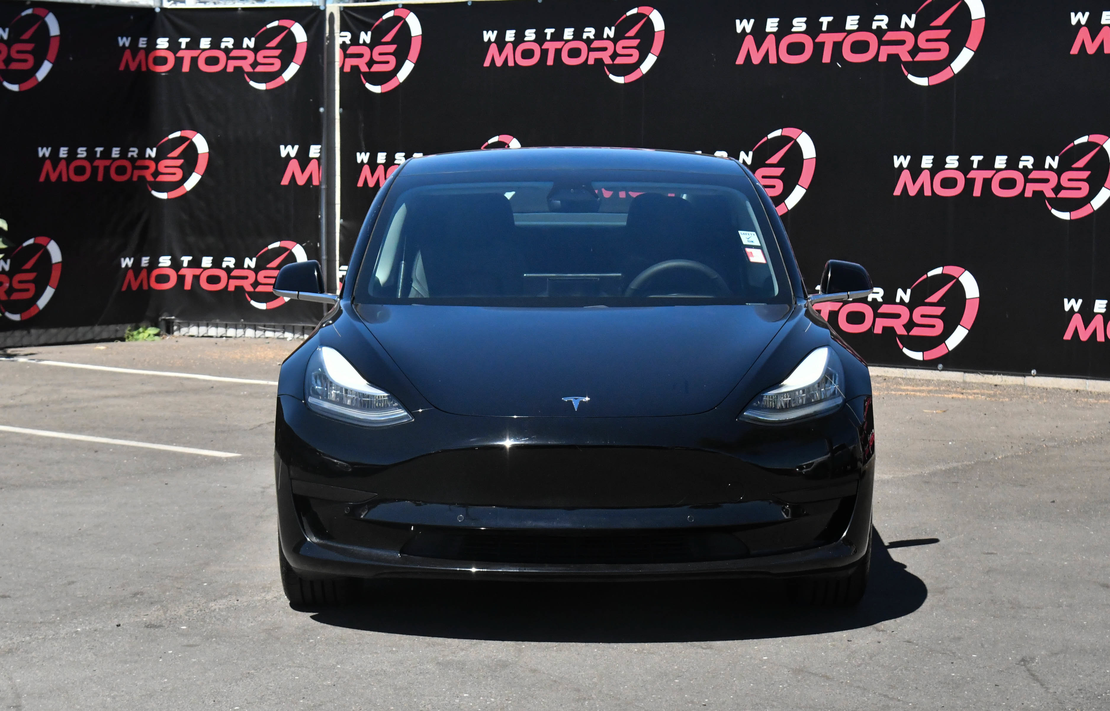 Used 2020 Tesla Model 3 Standard Range RWD image 2