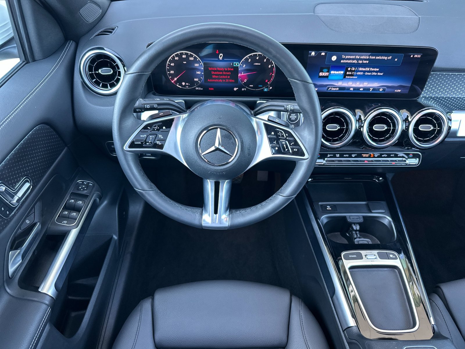 Used 2026 Mercedes-Benz GLB 250 image 15