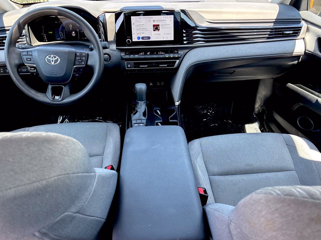 Used 2025 Toyota Camry LE FWD image 18