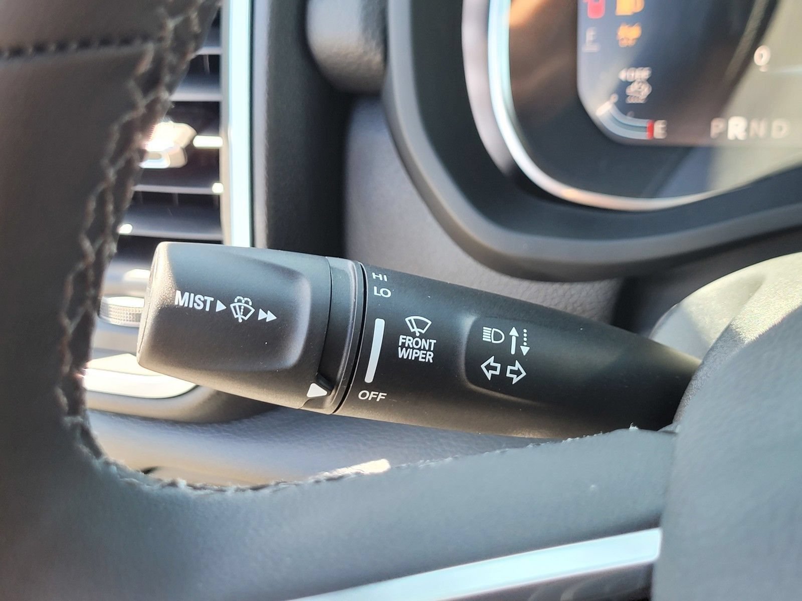 New 2026 RAM 2500 Laramie AWD/4WD image 25