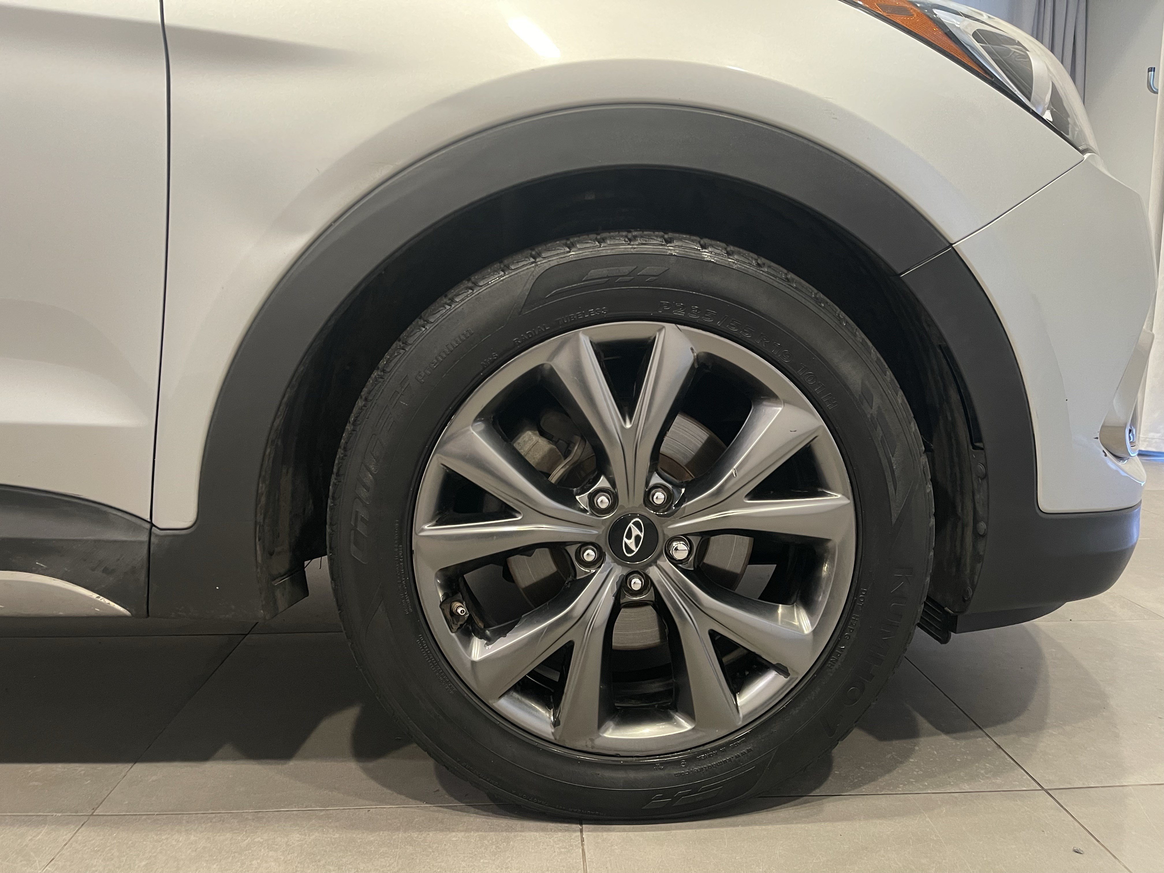 Used 2017 Hyundai Santa Fe Sport w/ 2.0T Ultimate Tech Package 05 AWD/4WD image 10