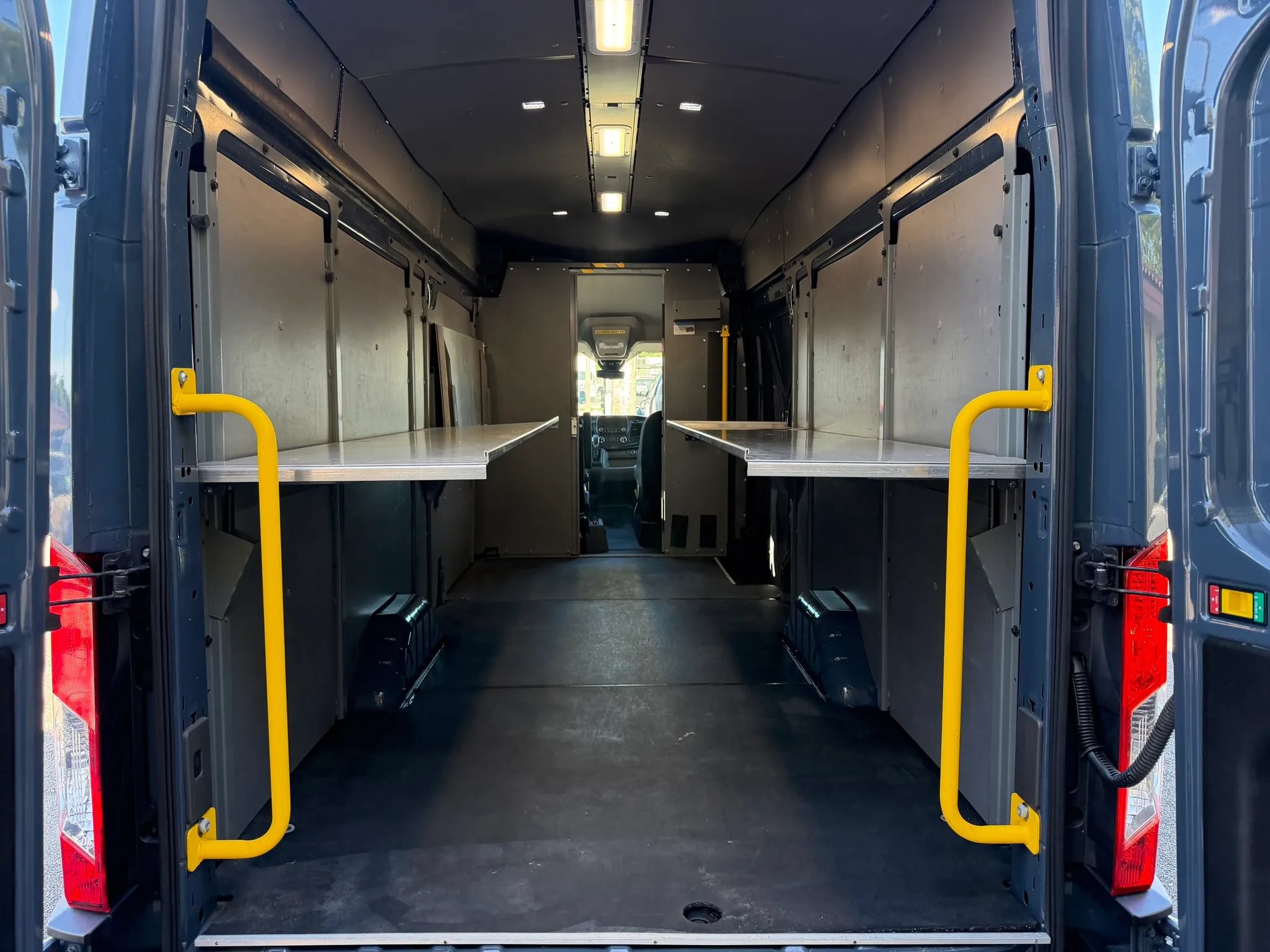 Used 2020 Ford Transit 250 148 High Roof Extended RWD image 6