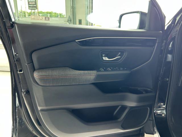 Used 2024 Honda Pilot Sport image 14