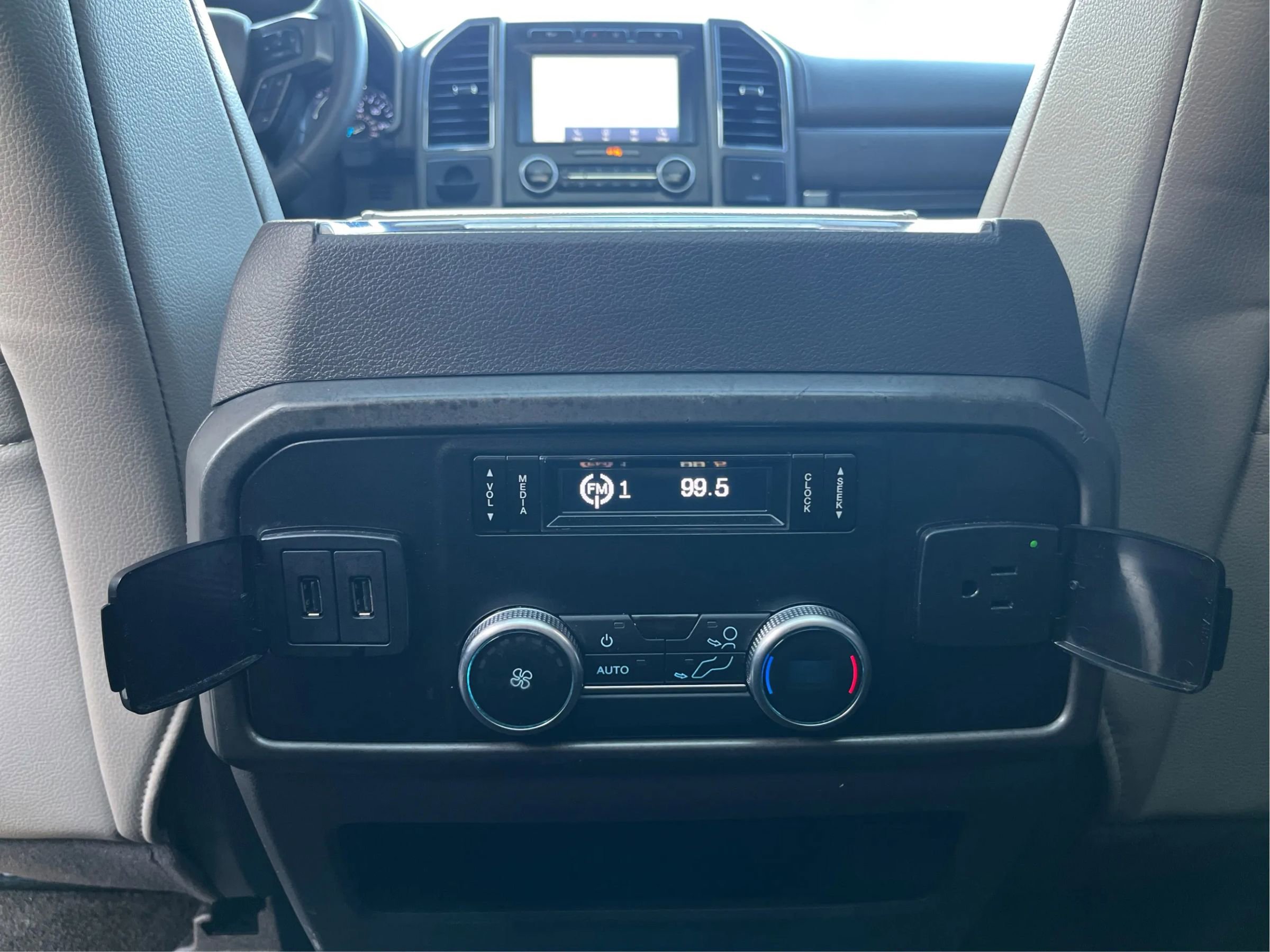 Used 2020 Ford Expedition XLT w/ Equipment Group 202A image 36