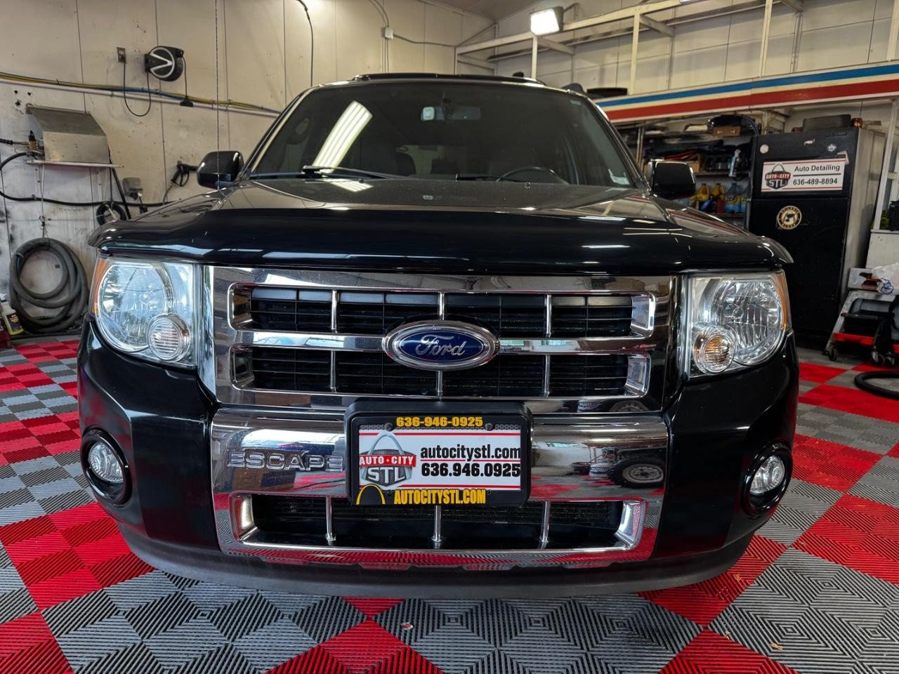 Used 2012 Ford Escape Limited AWD/4WD image 2