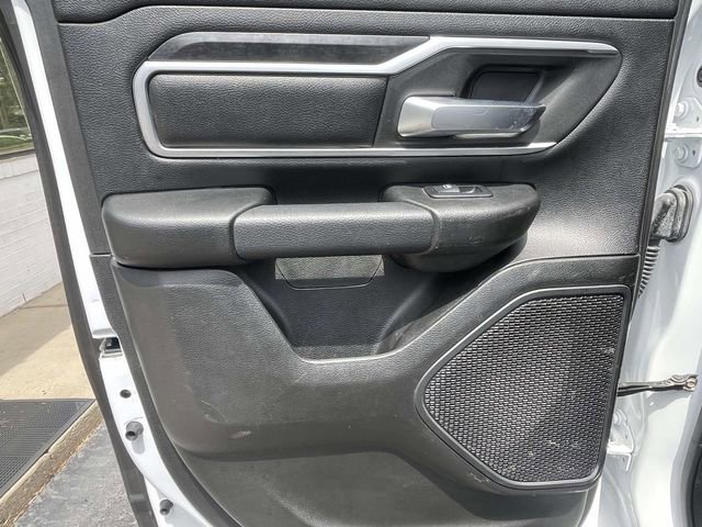 Used 2022 RAM 1500 Big Horn AWD/4WD image 14