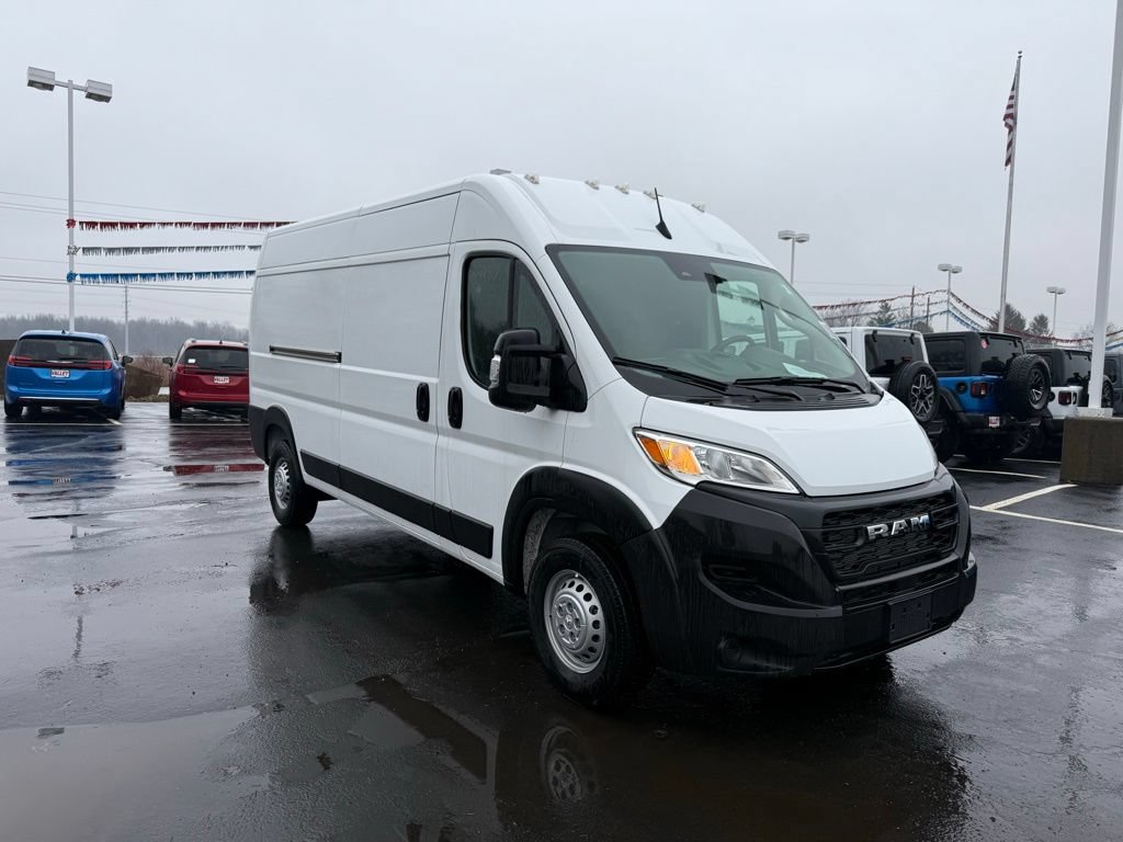 Used 2024 RAM ProMaster 2500 FWD image 1
