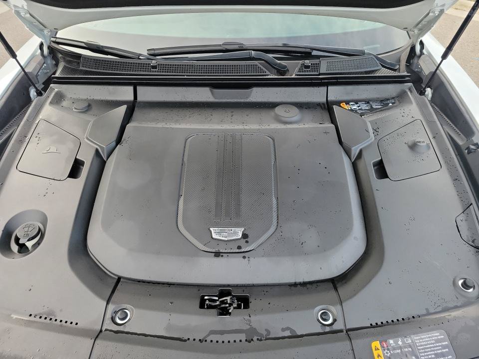 Certified 2024 Cadillac Lyriq Sport AWD/4WD image 16