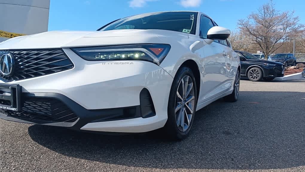 Used 2025 Acura Integra FWD image 8