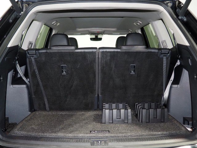 Used 2021 Volkswagen Atlas SE w/ Technology Package w/ Panoramic Sunroof Package image 36