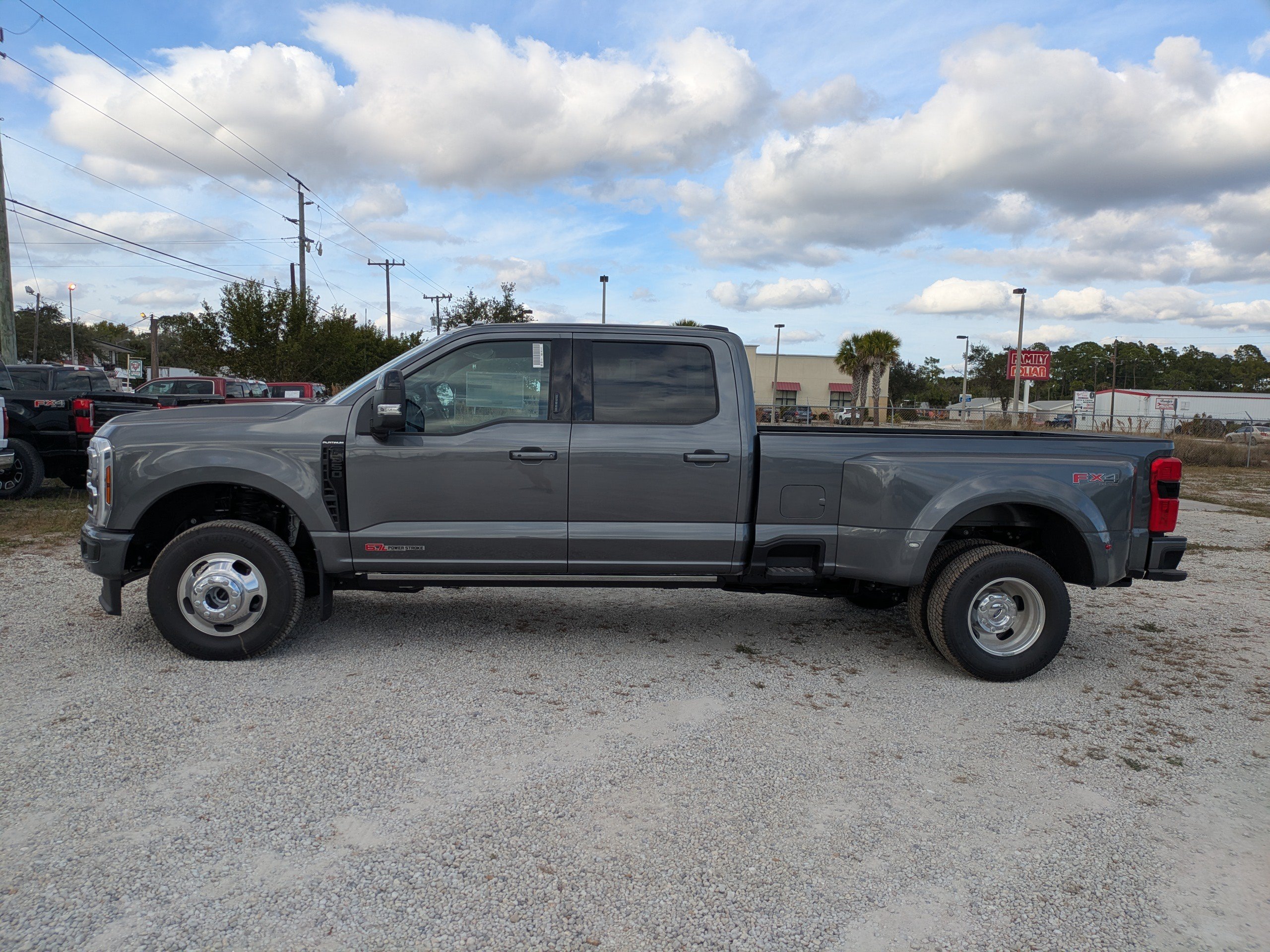 New 2026 Ford F350 Platinum AWD/4WD image 7