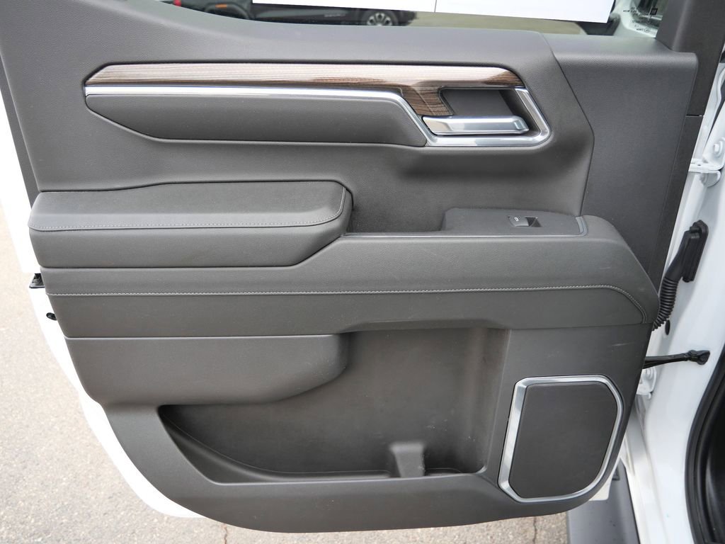 Used 2023 Chevrolet Silverado 1500 RST w/ Redline Edition image 24