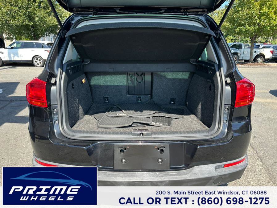 Used 2016 Volkswagen Tiguan SE image 11