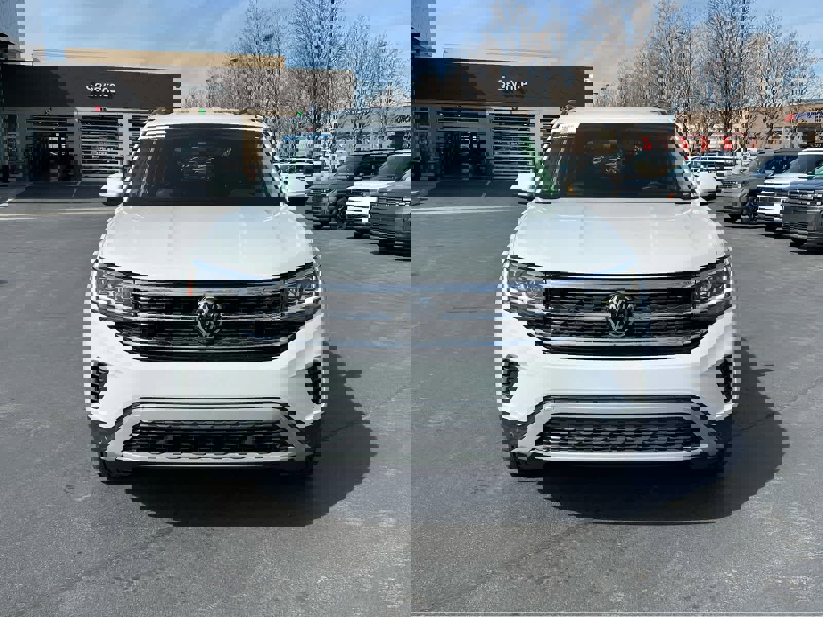 Used 2023 Volkswagen Atlas SE image 3