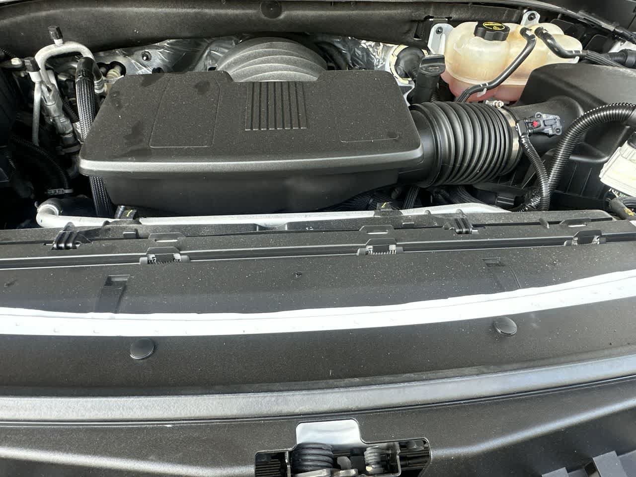 Used 2024 Chevrolet Suburban Premier RWD image 12