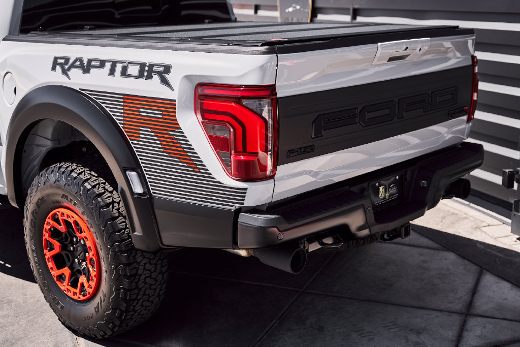 Used 2026 Ford F150 Raptor w/ Equipment Group 803A Raptor R AWD/4WD image 15