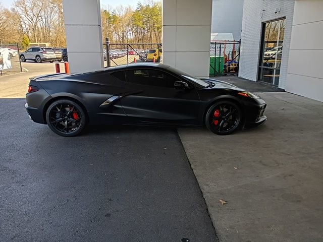 Used 2022 Chevrolet Corvette Stingray w/ Engine Appearance Package image 17
