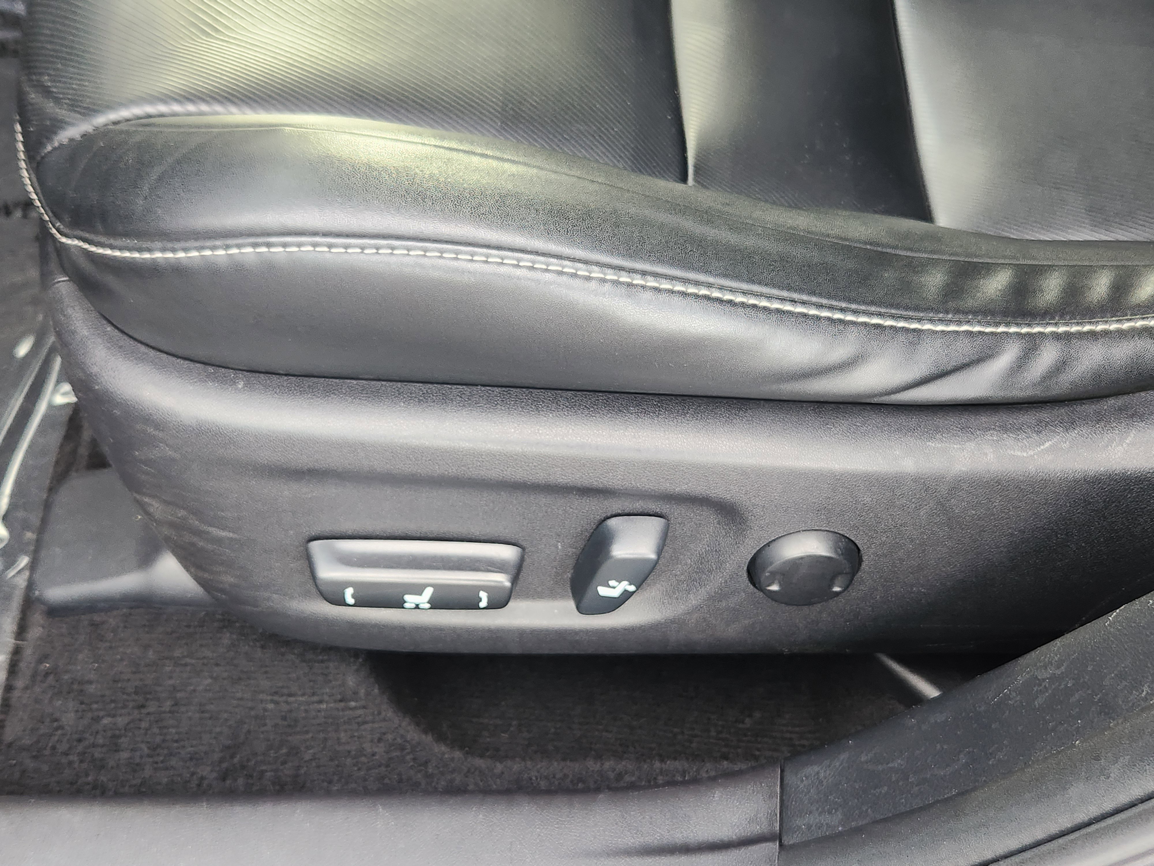 Used 2014 Lexus CT 200h image 14