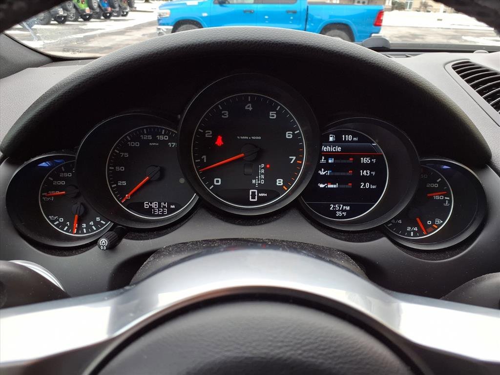 Used 2017 Porsche Cayenne Platinum Edition image 4