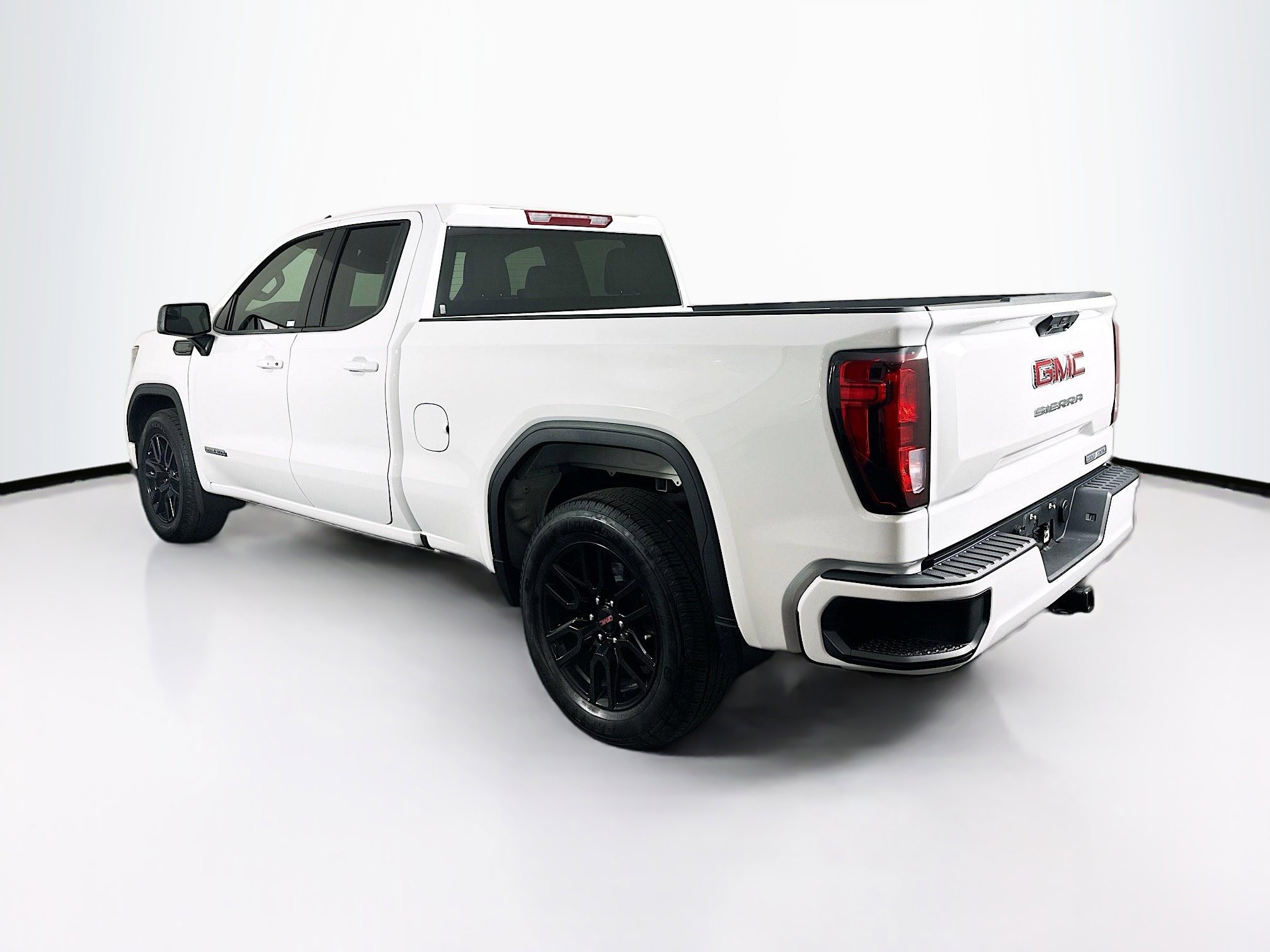 Used 2024 GMC Sierra 1500 Elevation image 5
