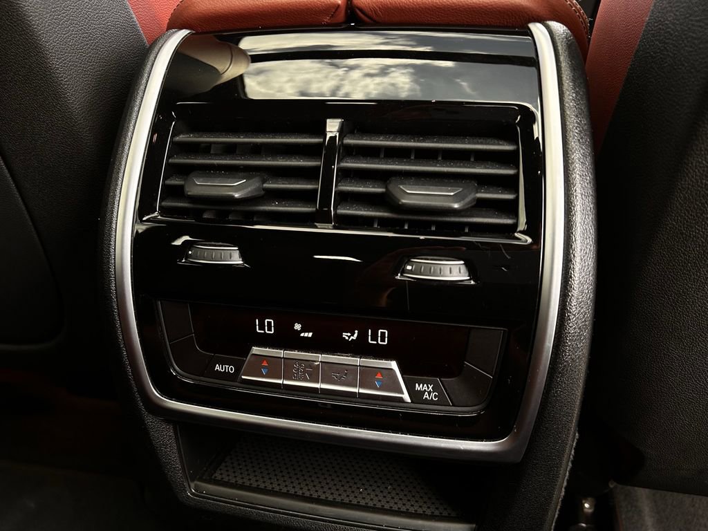 Used 2020 BMW X6 sDrive40i w/ Convenience Package image 36