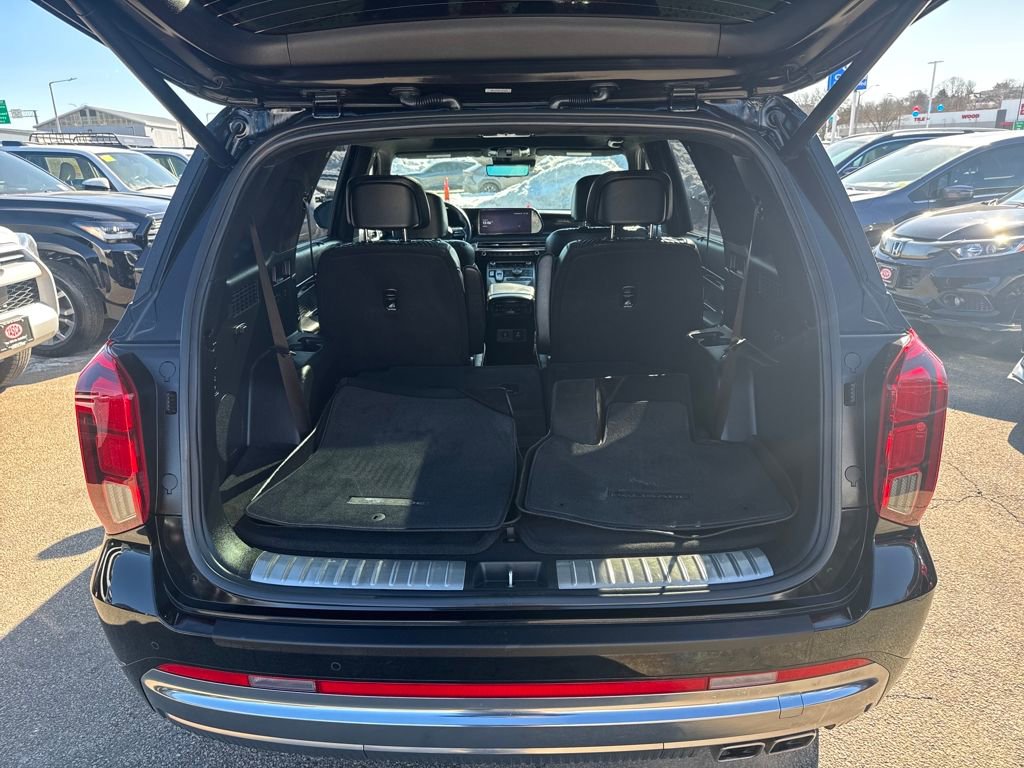 Used 2023 Hyundai Palisade Calligraphy image 7