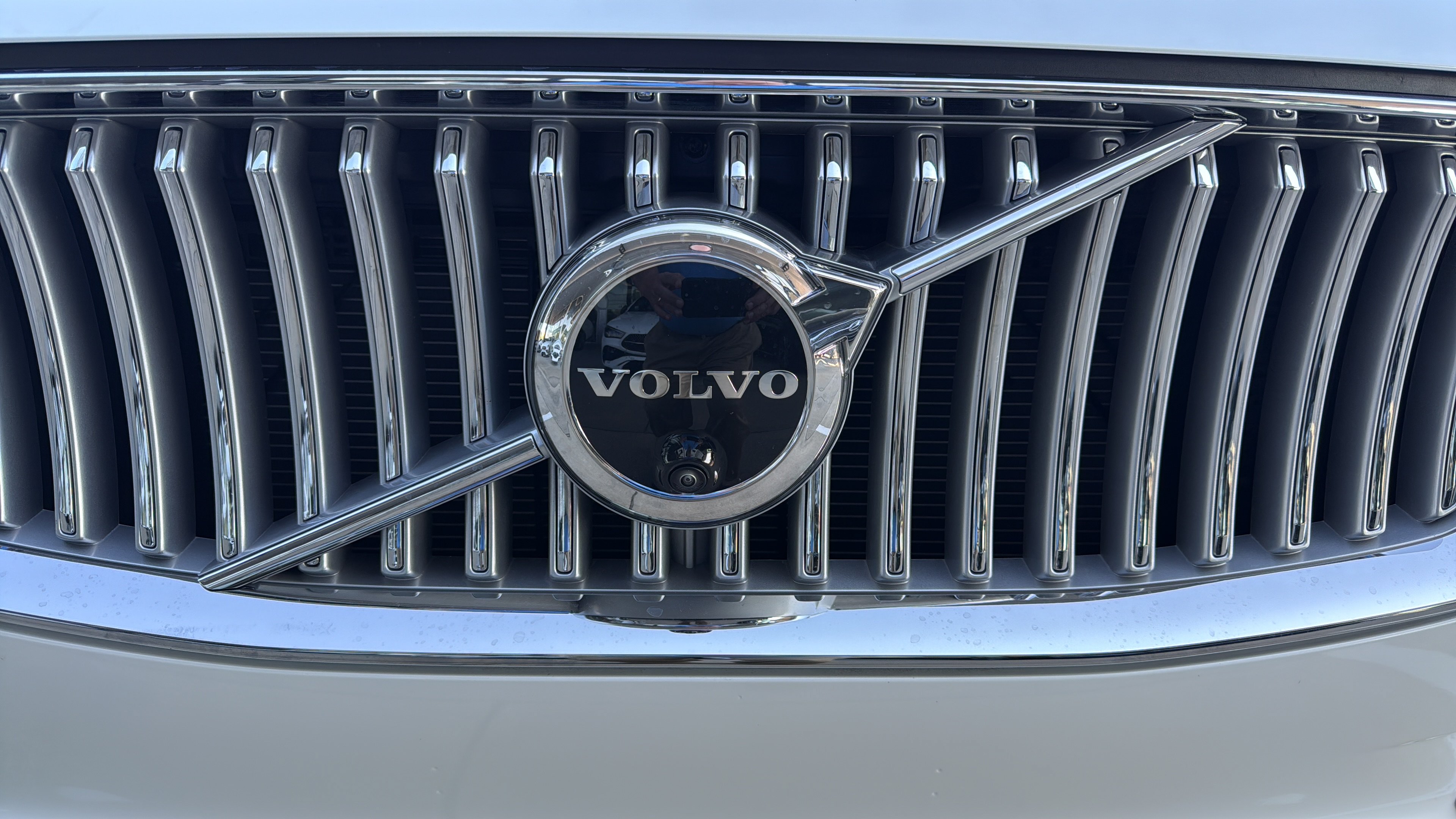 Used 2025 Volvo XC90 B6 Ultra w/ Protection Package AWD/4WD image 46