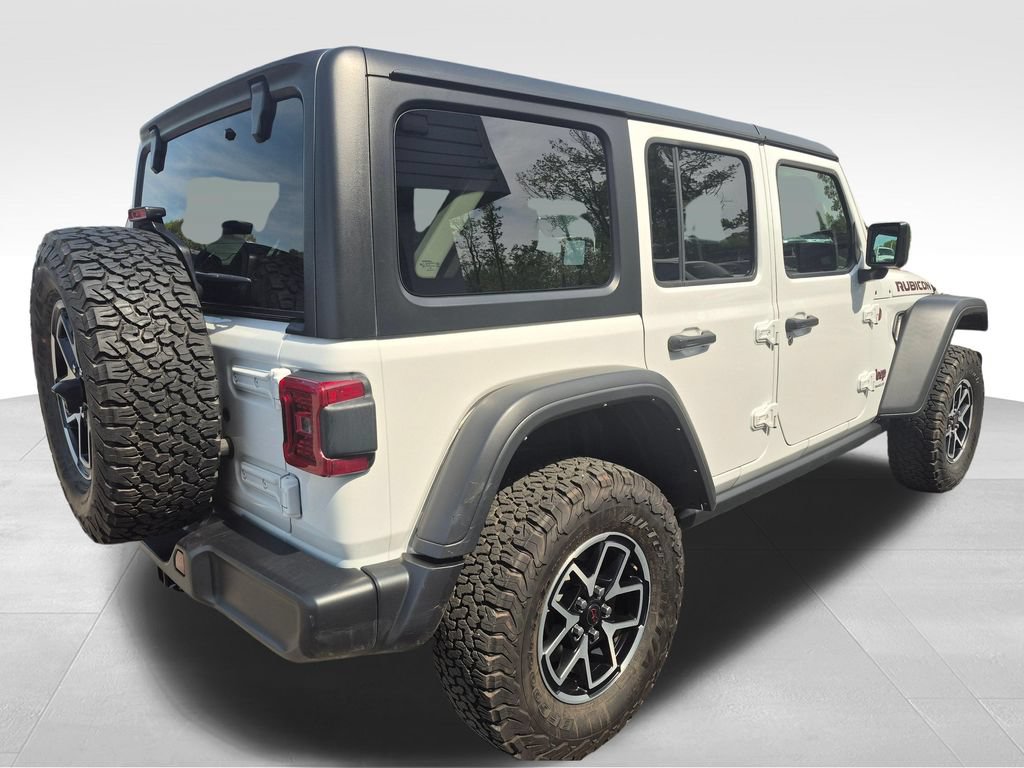 Used 2024 Jeep Wrangler Unlimited Rubicon AWD/4WD image 10