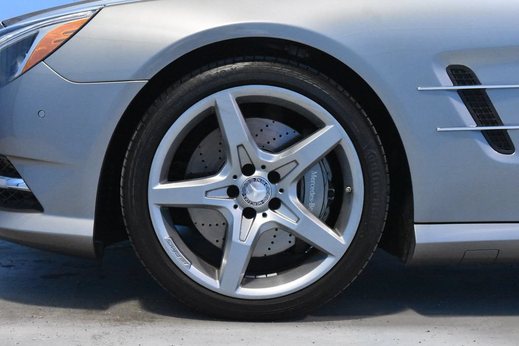 Used 2013 Mercedes-Benz SL 550 image 25