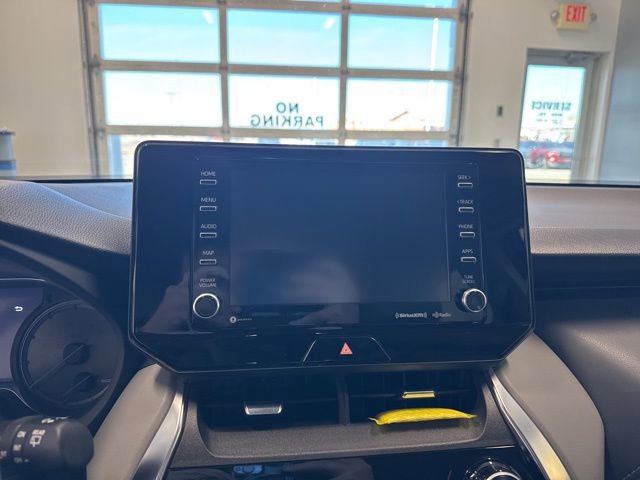 Used 2021 Toyota Venza XLE w/ Softex Package image 22
