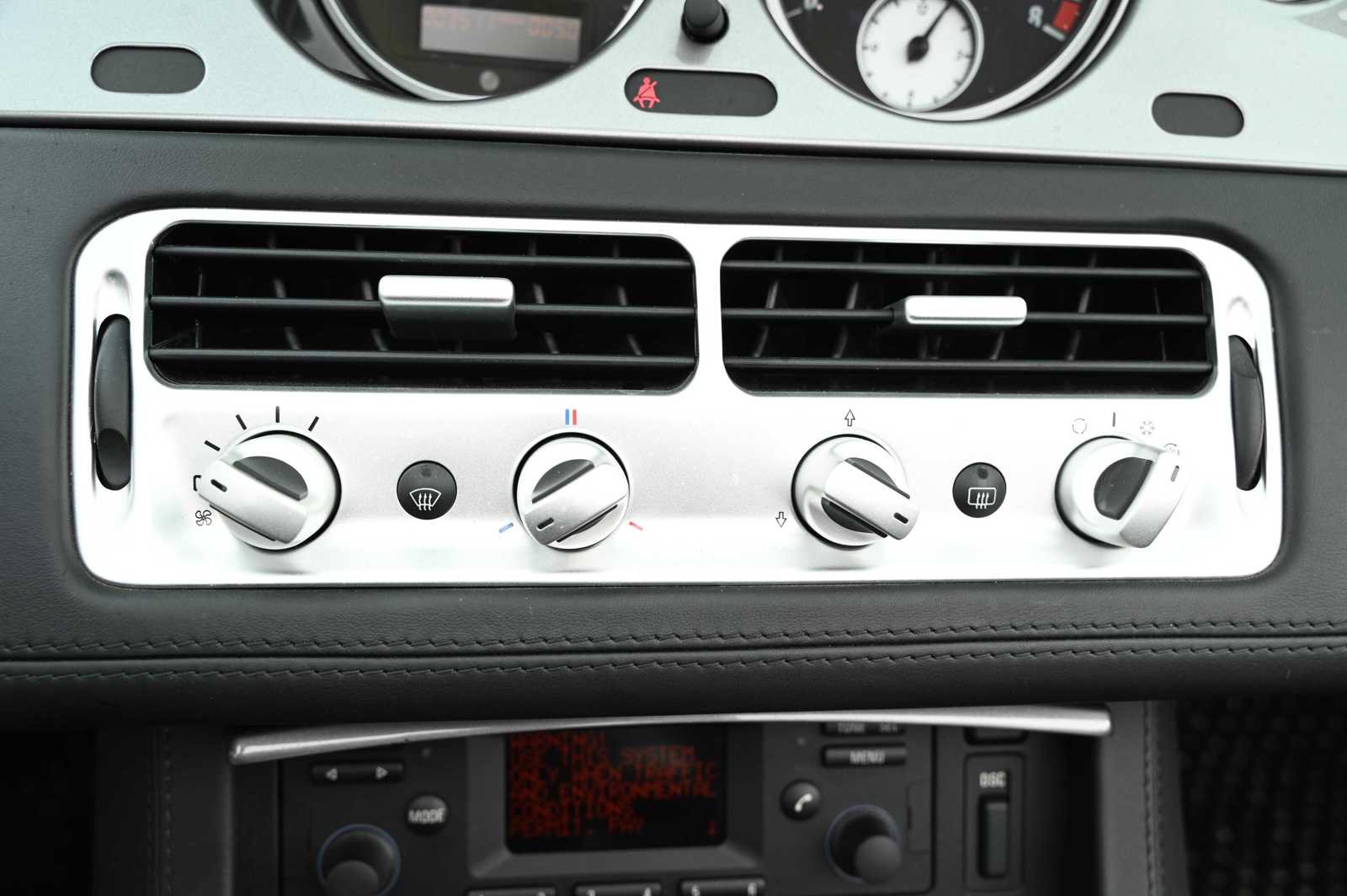 Used 2003 BMW Z8 RWD image 16