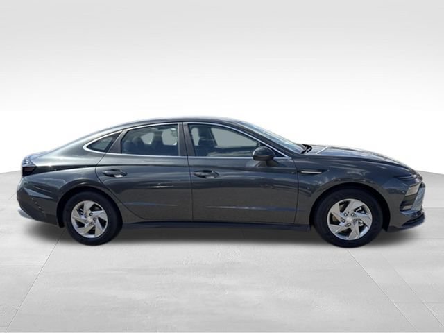 New 2026 Hyundai Sonata SE FWD image 6