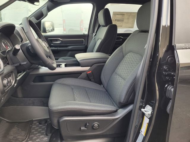 New 2026 RAM 1500 Big Horn AWD/4WD image 9