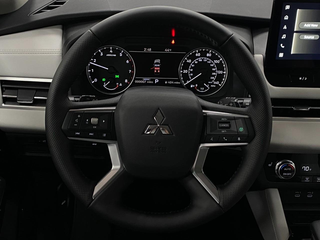 New 2026 Mitsubishi Outlander SE AWD/4WD image 15