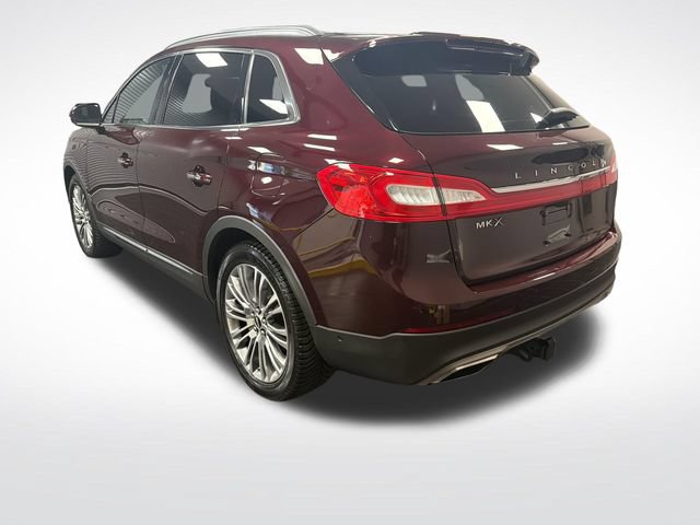 Used 2018 Lincoln MKX Reserve w/ Driver Assistance Package FWD image 3