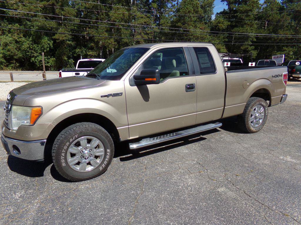 Used 2011 Ford F150 XLT w/ XLT Chrome Pkg image 2