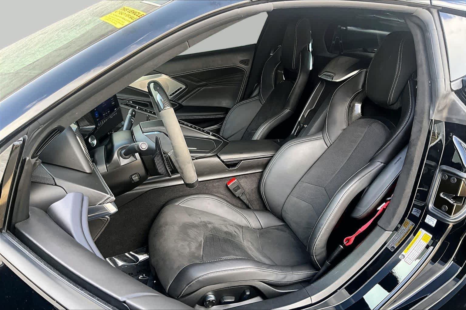 Used 2023 Chevrolet Corvette Z06 RWD image 7