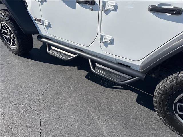 Used 2024 Jeep Wrangler Rubicon w/ Convenience Group image 14