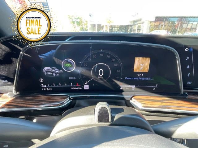 Used 2023 Cadillac Escalade ESV Premium Luxury image 15