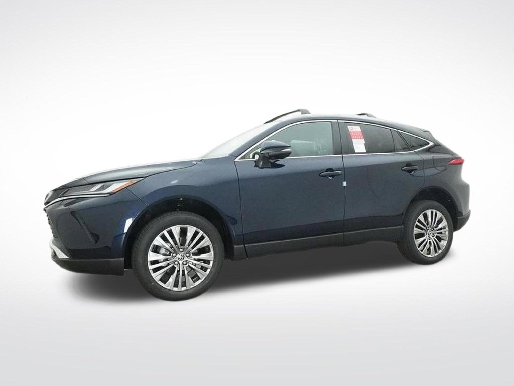 Used 2024 Toyota Venza XLE AWD/4WD image 21