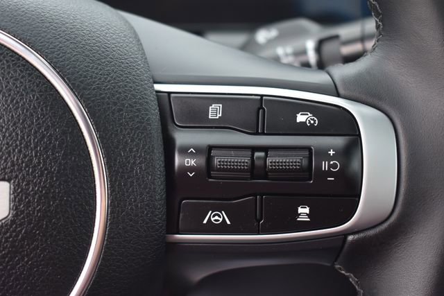 Used 2026 Kia K5 GT-Line w/ GT-Line Premium Package FWD image 32