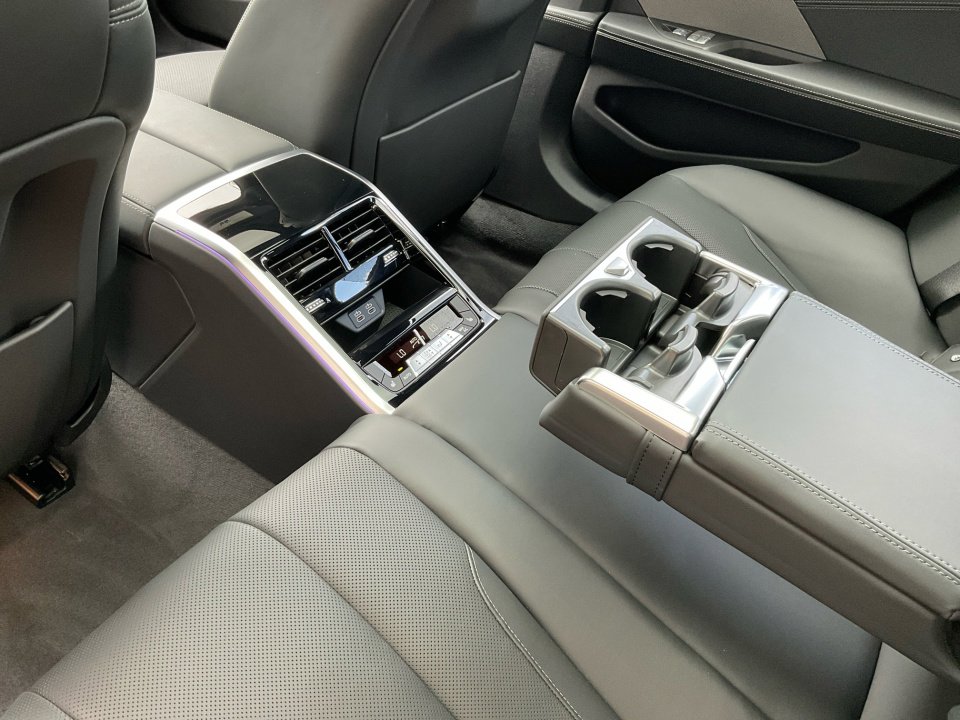 New 2026 BMW 840i xDrive image 30